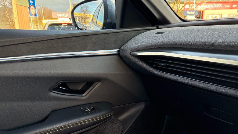 Renault Megane E-Tech EV60 160kW Techno 60kWh Optimum Charge 5dr Auto Electric Hatchback